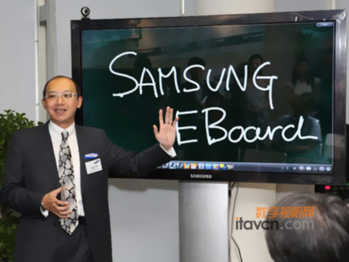 Ƴȫ|ʽҺ@ʾE-Board