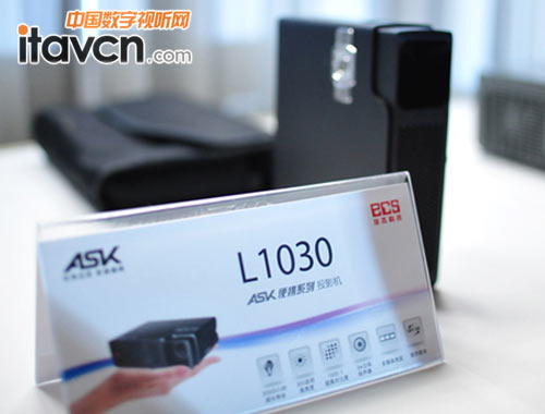 L1030yͶӰC