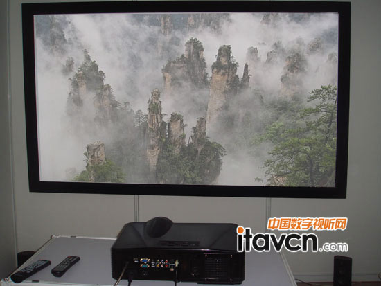 ̽3LCD 1080PȫͶӰCFʾ