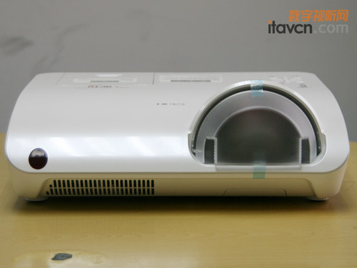ňD LX640W̽ͶӰC(j)
