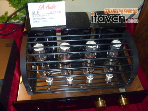 LA AUDIO M-5CϔUC
