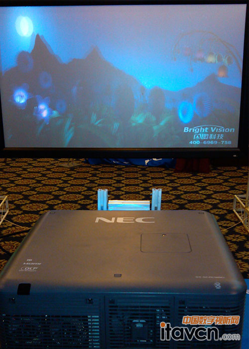 OPSһww-2_NEC PX750U+ 01